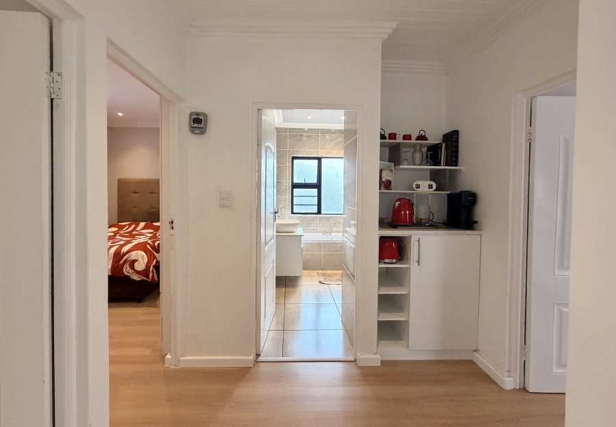 3 Bedroom Property for Sale in Dobson Western Cape